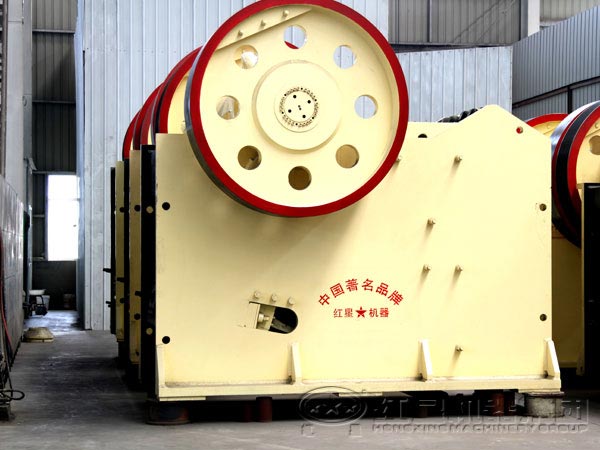 礦石破碎機設備如何選擇？河南破碎機廠家