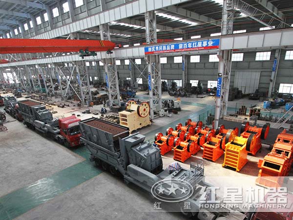 移動式碎石機pk固定式碎石機，誰更適用于采石場作業(yè)？