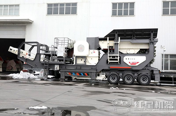 小型車式流動石子粉碎機，小巧輕便但不失專業(yè)