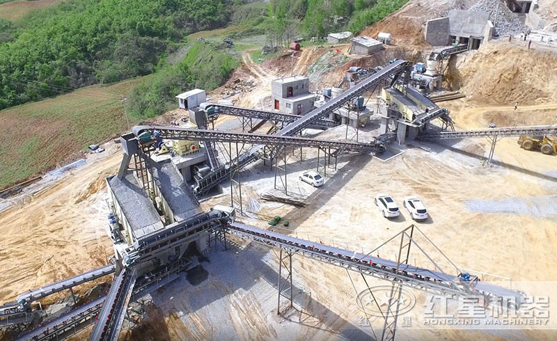 石灰粉碎機(jī)多少錢？附視頻