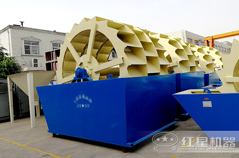 洗石英砂用什么洗？這款輪斗洗砂機(jī)效率高還便宜